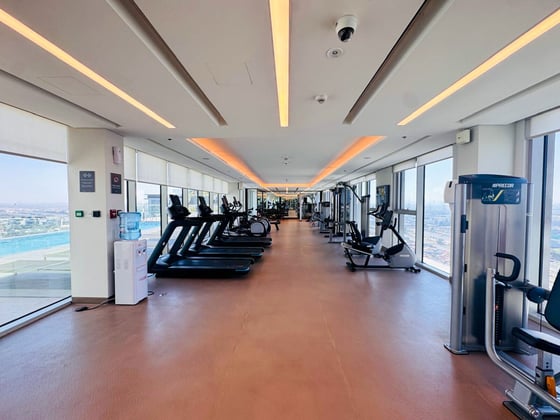 Modern 3BR | Well priced! Amazing golf course view, picture 9