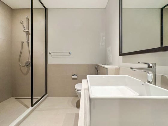 Modern 3BR | Well priced! Amazing golf course view, picture 7