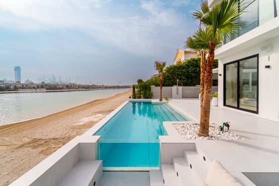 Upgraded Garden Home with Private Beach Access, picture 3