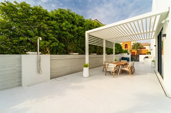 Upgraded Garden Home with Private Beach Access, picture 41