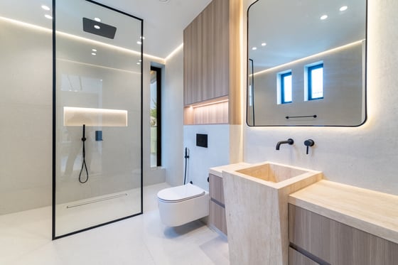 Upgraded Garden Home with Private Beach Access, picture 34