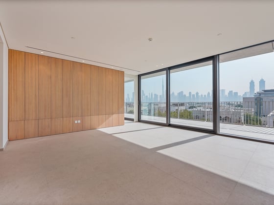 Exclusive | Rare Layout | Canal and Skyline Views, picture 1