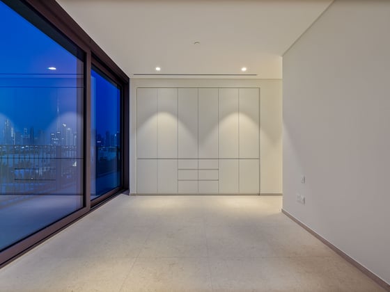 Exclusive | Rare Layout | Canal and Skyline Views, picture 10