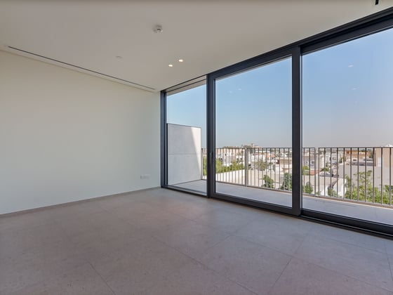 Exclusive | Rare Layout | Canal and Skyline Views, picture 9