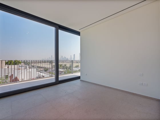 Exclusive | Rare Layout | Canal and Skyline Views, picture 12
