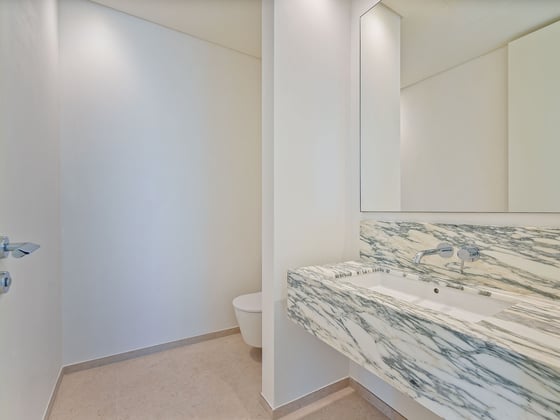 Exclusive | Rare Layout | Canal and Skyline Views, picture 23