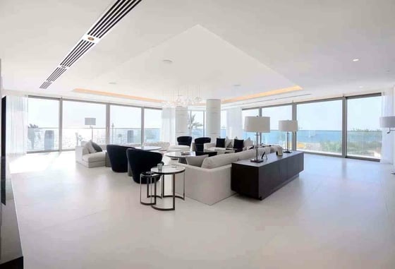 Luxurious Penthouse with Private Lift and Lobby, picture 2