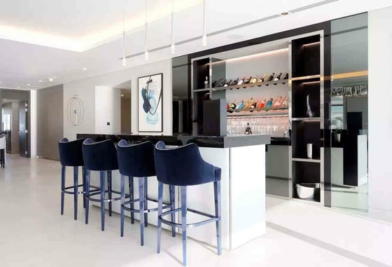 Luxurious Penthouse with Private Lift and Lobby, picture 9