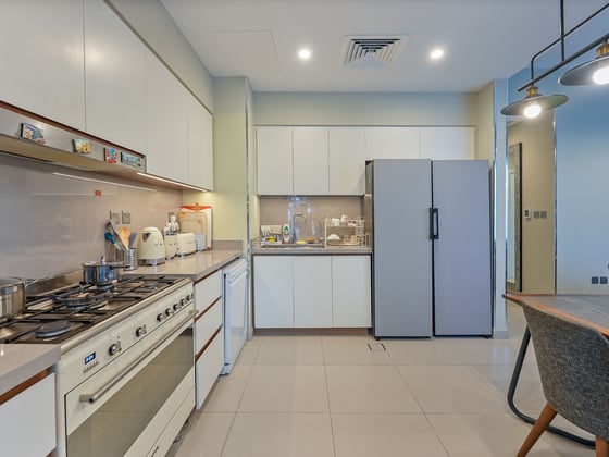 Vacant on Transfer - Single Row - Corner Unit, picture 6