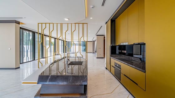 Stunning Contemporary Villa with Golf Views, picture 7