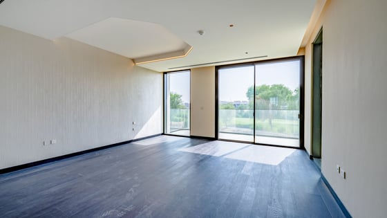 Stunning Contemporary Villa with Golf Views, picture 19