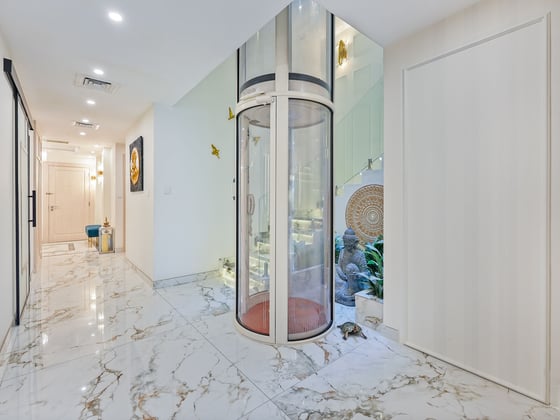 Fully Upgraded I Elevator | VOT | Fully Furnished, picture 16