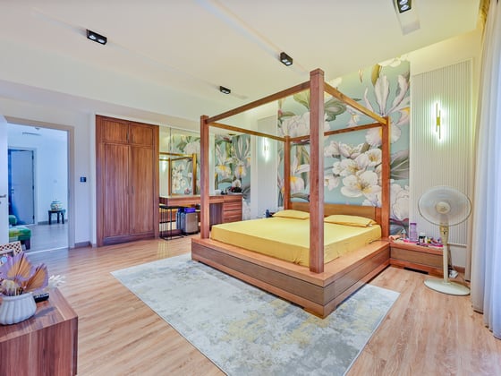 Fully Upgraded I Elevator | VOT | Fully Furnished, picture 6