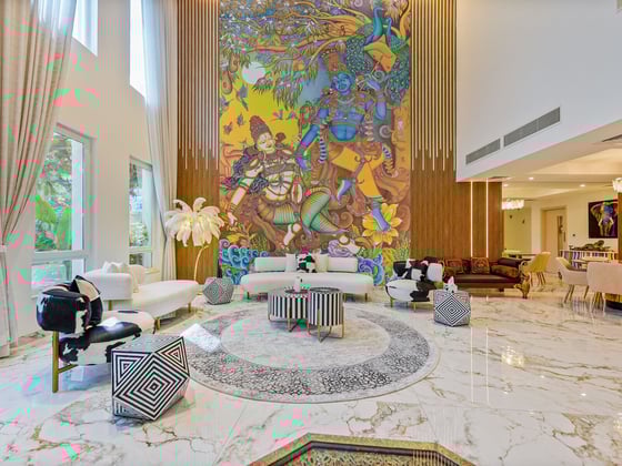 Fully Upgraded I Elevator | VOT | Fully Furnished, picture 2