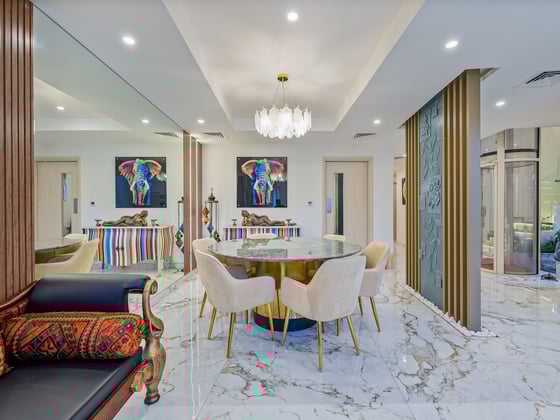 Fully Upgraded I Elevator | VOT | Fully Furnished, picture 4