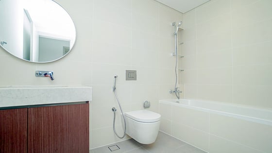 Skyline Elegance | Luxury 2BR | Beach Isle T2, picture 12