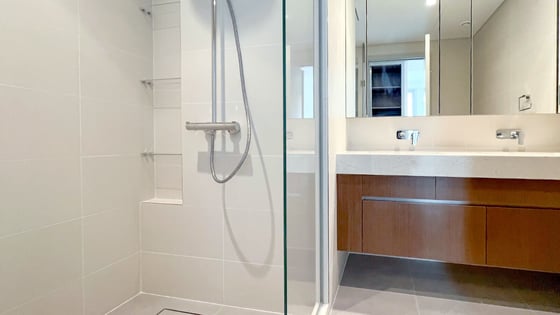 Skyline Elegance | Luxury 2BR | Beach Isle T2, picture 13