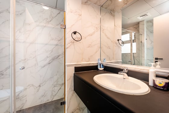 Full Lake and Skyline Views | Huge Plot., picture 25