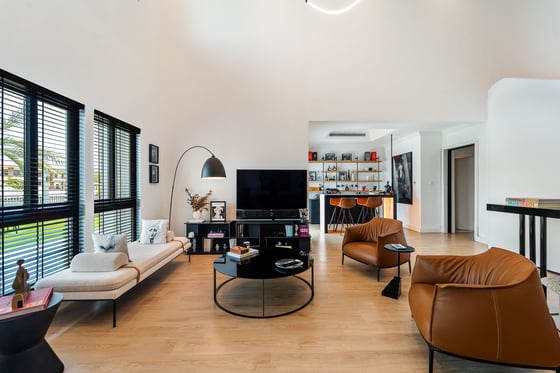 Full Lake and Skyline Views | Huge Plot., picture 8