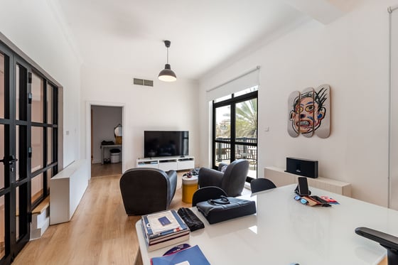 Full Lake and Skyline Views | Huge Plot., picture 16