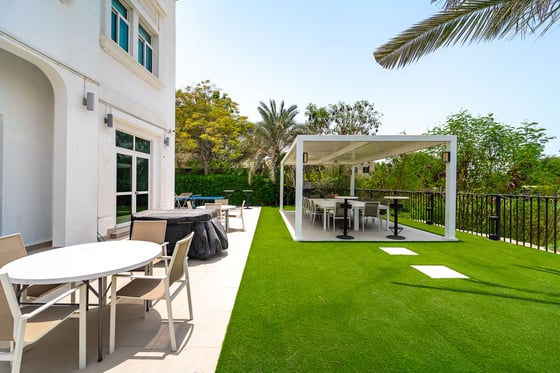 Full Lake and Skyline Views | Huge Plot., picture 37