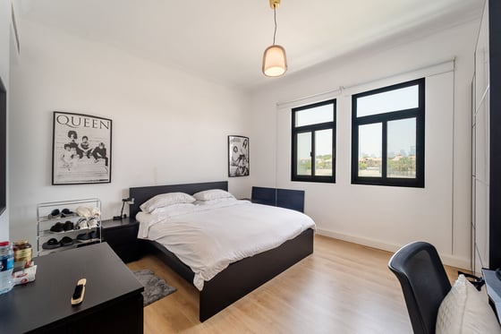 Full Lake and Skyline Views | Huge Plot., picture 22