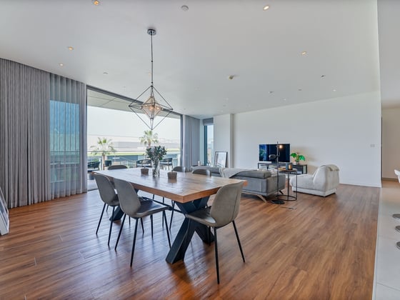 Boulevard View | Vacant on transfer | Upgraded, picture 2