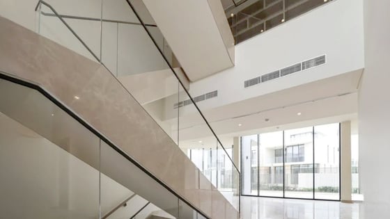 Five Bedroom Address Hillcrest Villa on a Corner Lot with Park Lifestyle, picture 9