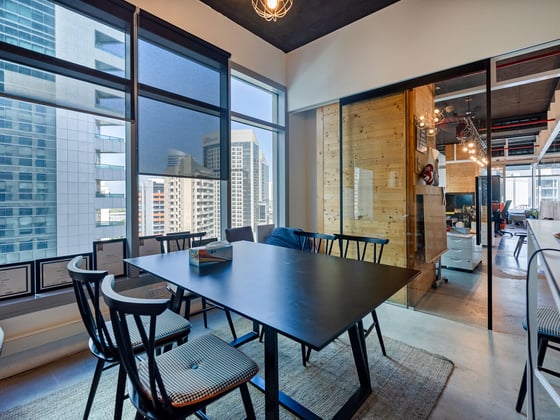 Fitted Luxury Corner Office with High ROIs, picture 7