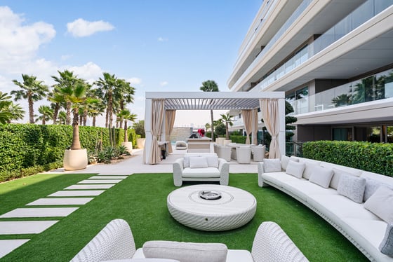 Palm View  |  Duplex Bespoke Garden Home, picture 9