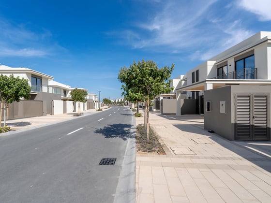 Exclusive 3 Bed Townhouse| Falcon Island North, picture 28