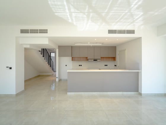 Exclusive 3 Bed Townhouse| Falcon Island North, picture 7