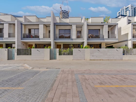 Pool and Rooftop Terrace - Vacant - 4500 Sqft, picture 29