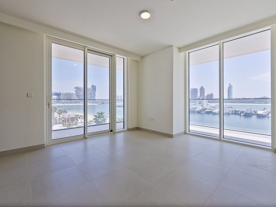 Skyline Serenity | 2-BR | Beachfront Luxury, picture 6