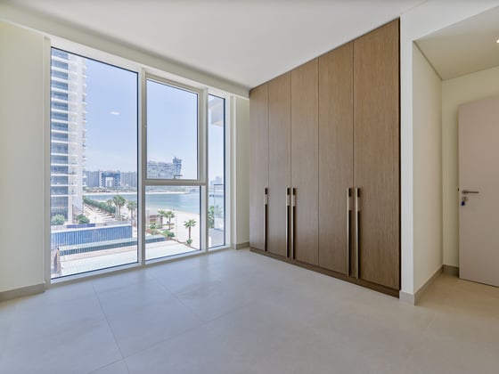 Skyline Serenity | 2-BR | Beachfront Luxury, picture 10