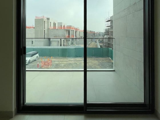 4-Bedroom Villa |  Elie Saab Villa | Scenic Views, picture 7