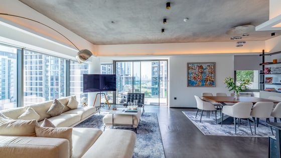 Vast 2-Bed | Converted From 3-Bed | Terrace, picture 2