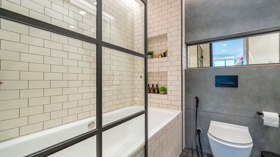 Vast 2-Bed | Converted From 3-Bed | Terrace, picture 19