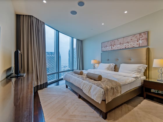 Skyline Luxury | High Floor | Premium Amenities, picture 7