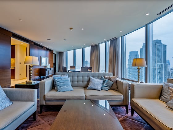 Skyline Luxury | High Floor | Premium Amenities, picture 5