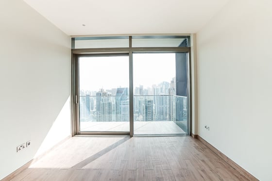 Vacant Unfurnished 2BR | Stunning Full Marina View, picture 5