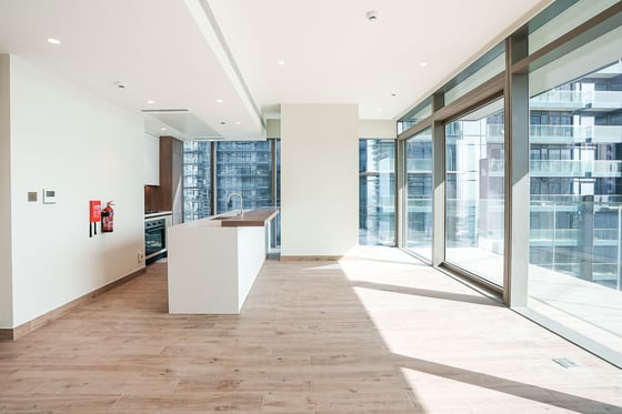 Vacant Unfurnished 2BR | Stunning Full Marina View, picture 3