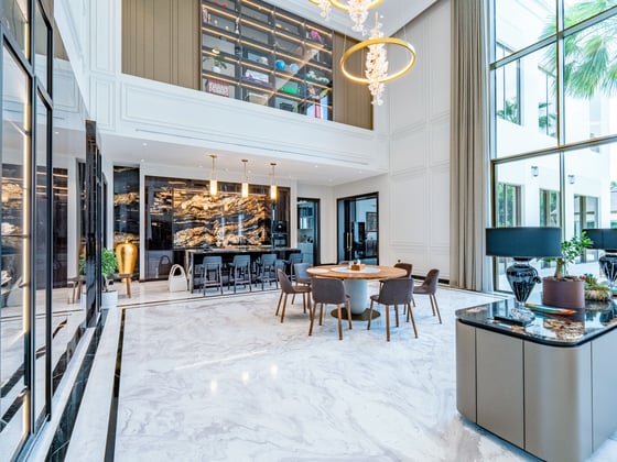 Bespoke Unique Mansion | Basement, Golf, Gym, Spa, picture 3