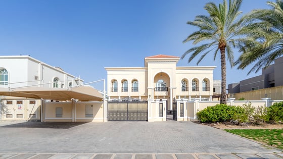 Upgraded and Landscaped Villa | Private Pool, picture 27