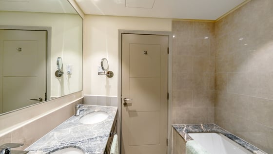 Corner Unit | Spacious Bedrooms | Exclusive, picture 12