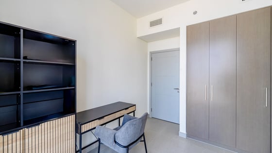 Corner Unit | Spacious Bedrooms | Exclusive, picture 8