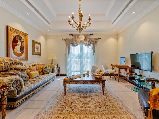 Timeless Luxury |Golf Course View |Private Setting, picture 4