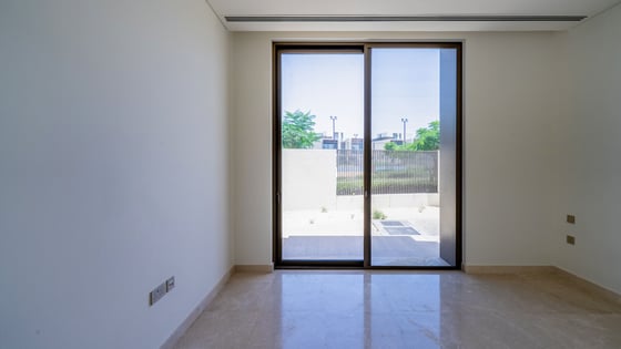 Elie Saab Interiors | Brand New Flora Villa with Burj &amp; Skyline Views, picture 13
