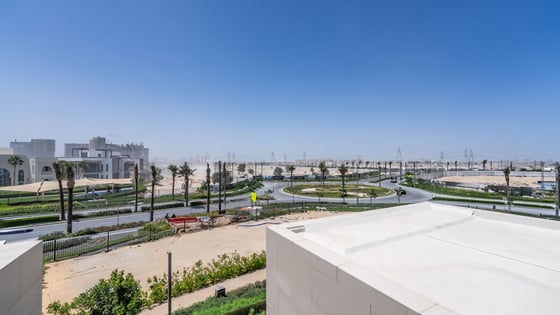 Elie Saab Interiors | Brand New Flora Villa with Burj &amp; Skyline Views, picture 27