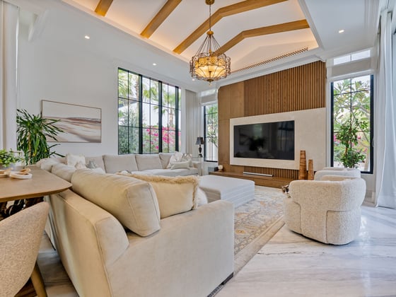 Exceptional Custom-Built Villa | The Fairway, DHE, picture 5
